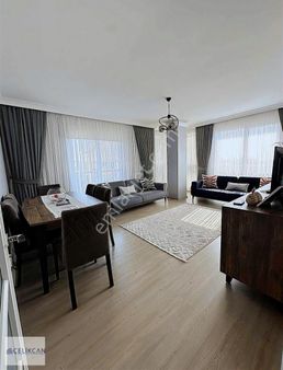 Bağlarbaşı Mah. Site İçierisin'de Satılık 2+1 Daire