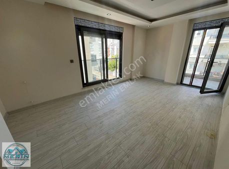 Varsak Karşıyaka'da Satılık 2+1 Site İçi Havuzlu Daire