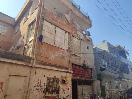 İstiklal Mahallesinde 3 Katlı Müstakil Ev Toplam 5 Daire