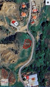 Salihli Yenipazar Köyünde Yol Cepheli Satılık Arsa