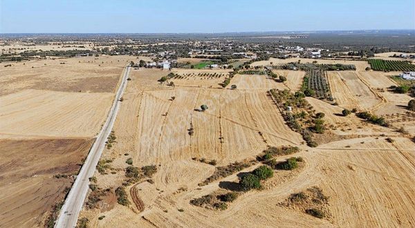 Yatırım Fırsatı Yerleşim Yerine Yakını 8.602m2 Satılık Tarla