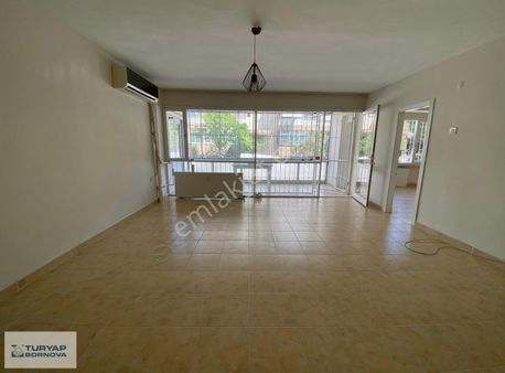 Turyap'tan Bornova Merkezde Kiralık Geniş 3+1 Daire