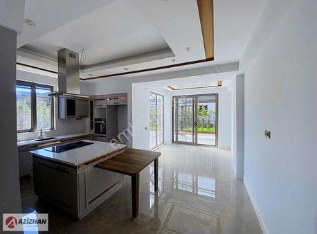 Azizhandan Pema Koleji Ve Stadyuma Çok Yakın Satılık Sıfır Villa