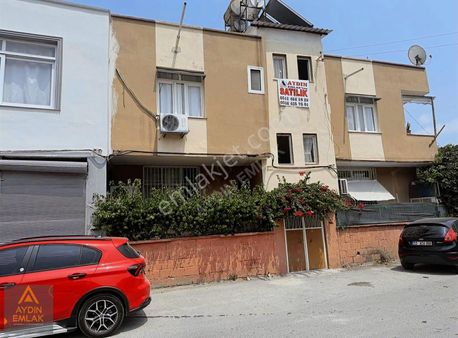 Aydın 'dan Muhteşem Lokasyonda Bahçeli İki Katlı Müstakil Bina