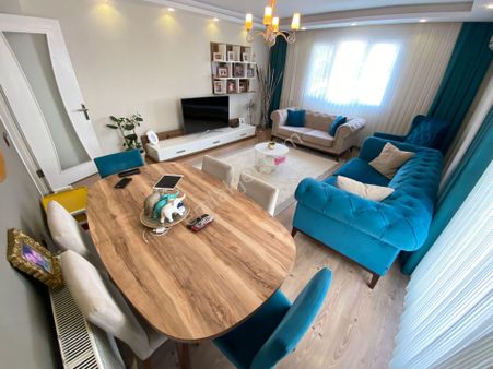 Acil Buca İşçievleri Yiğitler Mahde Vergi Dairesi Yakını 3+1 150m2 Dgazlı Arakat Full Bakımlı Daire