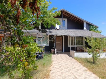 İstanbul'da Bir Tarafı Orman,ilerisi Deniz,müstakil Hayat Tadı.