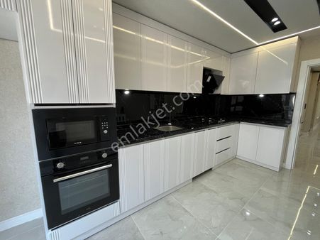 K'ören De 2 Banyolu Katta Full Ultra Lüx Yapılı 3+1 Daire