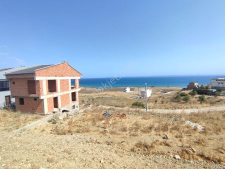 Bulut Yatırımdan 280 M² % 20 İmarlı Deniz Manzaralı Arsalar