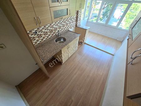 ▄▀jet Emlak'tan Akçay Merkezde Arakat Ön Cephe 3+1 Satılık Daire