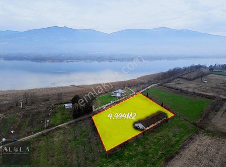 Kartepe Uzuntarla'da Satılık 4.994m2 Göl Manzaralı Çiftlik Yeri
