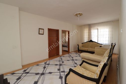 Akif'ten Sincan Merkezde 3+1 Atatürk Mahallesi'nde Katta Satılık Daire