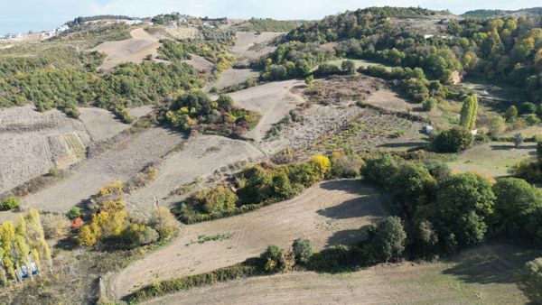 Yalova Termal Akköyde Önü Kapanmaz Deniz Manzaralı 5304 M2 Arsa