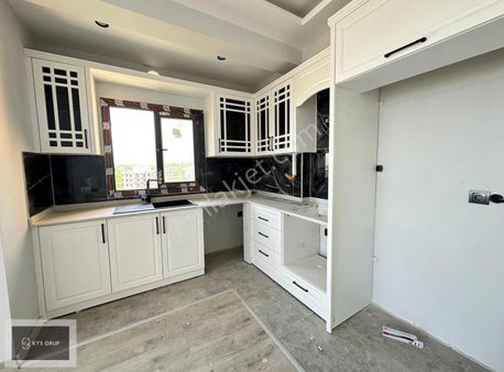 Mezitli Akdeniz Mahde Kafa Daire Havuzlu Tek Blok 2+1 Satılık