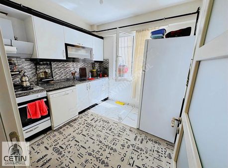 Çetin Gayrimenkul'den Abdulhamitan Cami Yakını Satılık 2+1 Daire