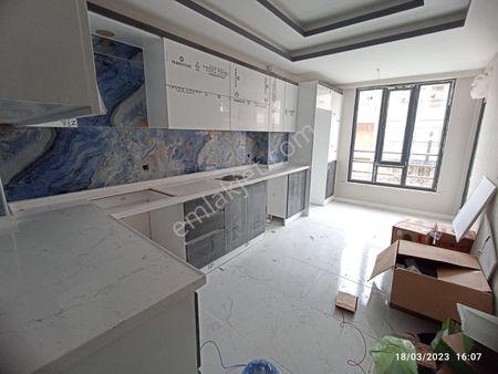 Kent Plaza Yakını 3+1, 4+1 Sıfır Kapalı Otoparklı Daireler Hüsamettin Çelebi'de