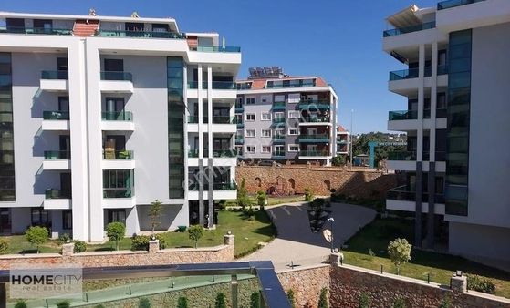 Alanya Oba 3+1 180m2 Yerden Isıtma, Havuz, Fitness,hamam,saunaa.