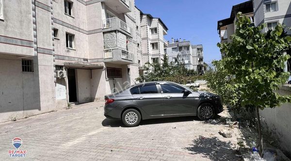 Bornova Işıkkent'de 3+1 Geniş Ferah Daire