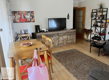 Genç Binada Balkonlu Geniş 2+1