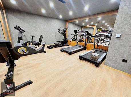 7-24 Güvenlik,havuzlu,3 Kat Otoparklı- Satılık 2+1 Geniş Daire