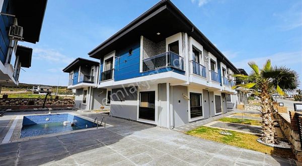 Didim Efelerde Satılık Havuzlu Sitede 3+1 Villalar
