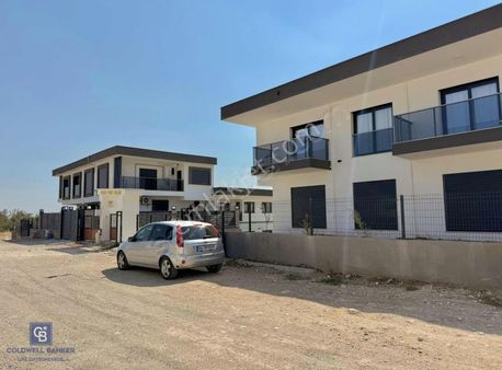 Gaziemir Beyazevler Site İçinde Sıfır 3+1 Kiralık Daire