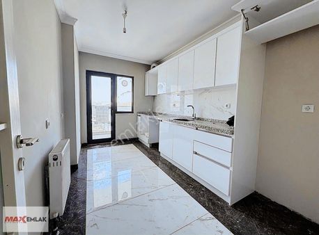 Darıca Emek Mh Site İçi İskanlı Asansörlü 3+1 130 M2 Daire