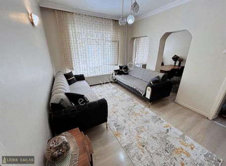 Aydınlıkevler Merkezde Yatırıma Uygun 2+1 Satılık Daire