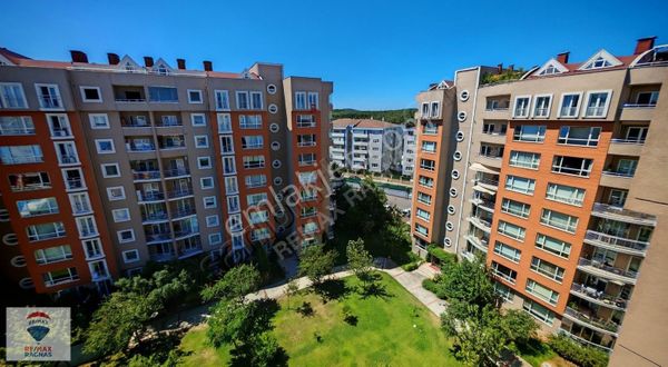 Çekmeköy Kirazlıderede Parkverde Sitesinde 5+1 Teras Dublex