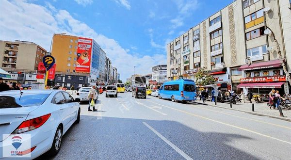 Ümraniye Alemdağ Caddesi Çakıroğlu İş Hanı 40m² Dükkan / Depo