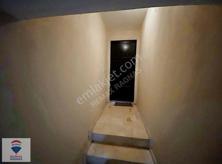 Mehmet Akif Mah. Metro Yürüme Mesafesi 2+1 Bahçe Katı Daire