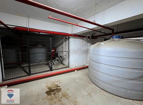 Çakmak Mh 3+1 Ara Kat E.banyo 140 M2 Finans Şehir Komşu Satılık