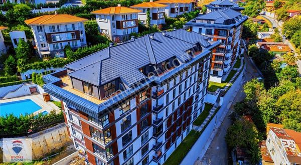 Çengelköy Tuana Prestij Sitesinde 2+1 94m² Arakat Satılık Daire