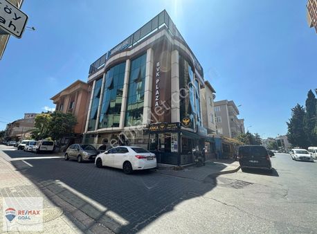 İçerenköy Kayışdağı Caddesi Altı Metro Yakını Kiralık 4+1 Ofis
