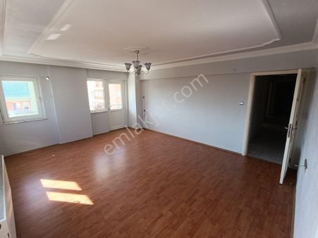 Blokyapı Gayrimenkul'den Adalet Mh. Pazaryeri Yakını Kiralık 3+1