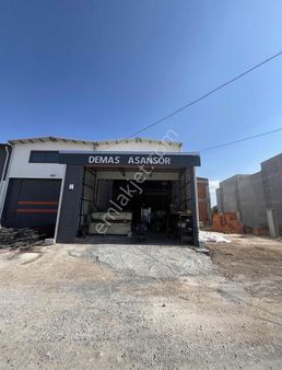 Emrah Emlaktan Nuri Geyik Sanayi Sitesinde Satılık Dükkan