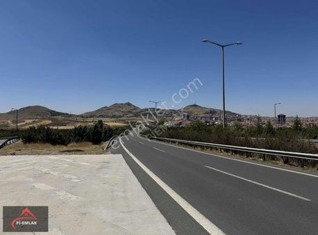 Pi-emlak'tan Mamak Nenekte 300 M2 Tapulu Arsa