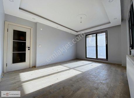 Osmangazi Mah Merkezi Konumda 2+1 85m2 Ara Kat Daire