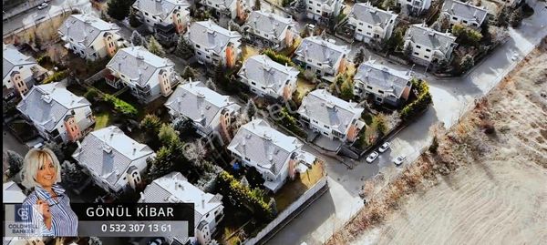 Çiçekkent Sitesi Çayyolu2 Satılık Villa