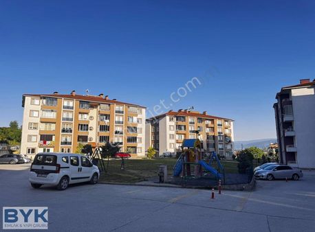 Byk'dan ! Üskübü Evlerinde !!muhteşem !! Fiyat Satılık 3+1 Daire