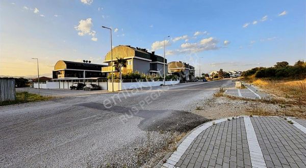 Side'de Denize 1 Km Mesafede 915 M2 Köşe Satılık Villa Arsası