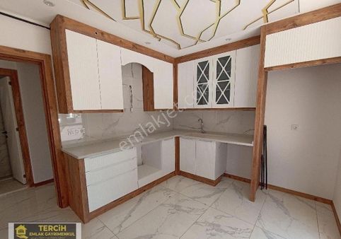 Gümüşçay Hükümet Konağı Üstünde Satılık Daireler