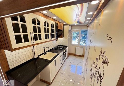 Göztepe Metro Yakını Arakat 3+1 İçi Yapılı Satılık Daire