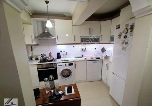 Eys'den Yeşilyurtta 3+1 Arakat 110m2 Doğalgazlı Acil Satılık Ev