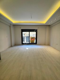 Üçyol Metro Yakını 2+1 95m2 ''0'' Bina Ebeveyn Banyolu Otoparklı Satılık Fırsat Daire