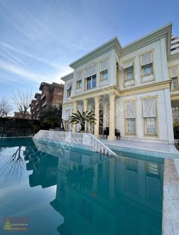 Acil Bosphorus City'de Suya Sıfır Müstakil Satılık Yalı