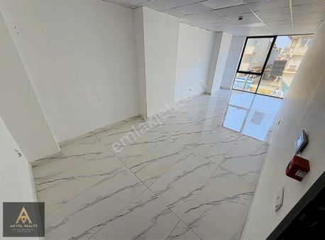 İstasyon Mahallesi Cadde Üzeri Kiralık 45 M2 Ofis Çarşı İçi