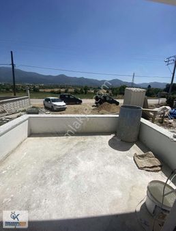 2+1 Yüksek Giriş Kat Nazım Demirci Caddesinde Dag Manzaralı