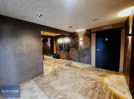 Master Brokers Deniz Manzaralı Sıfır Eşyalı Satılık 1+1 Daire
