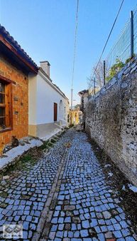 Altınoluk Köyü Satılık Tarihi Müstakil Taş Ev