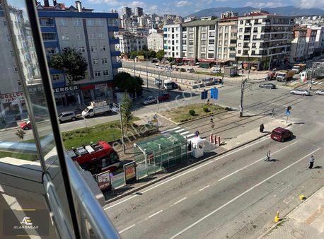 Alan Emlak; Ömürevleri Tram. Dur. Kapalı Otoparklı, Asansörlü